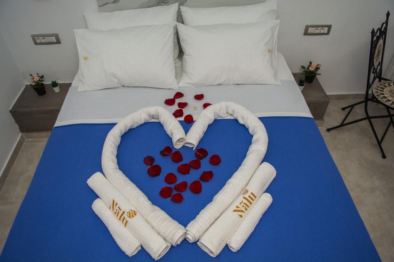 Nalu Suites Тира Экстерьер фото