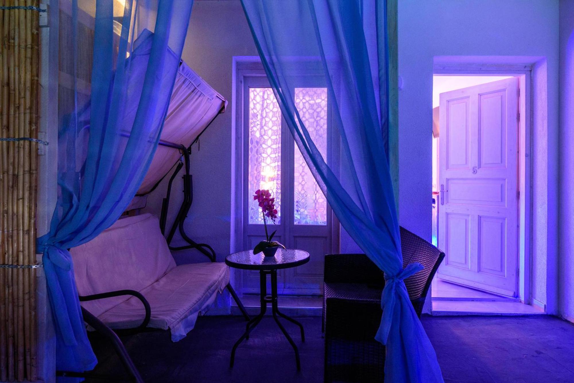 Nalu Suites Тира Экстерьер фото