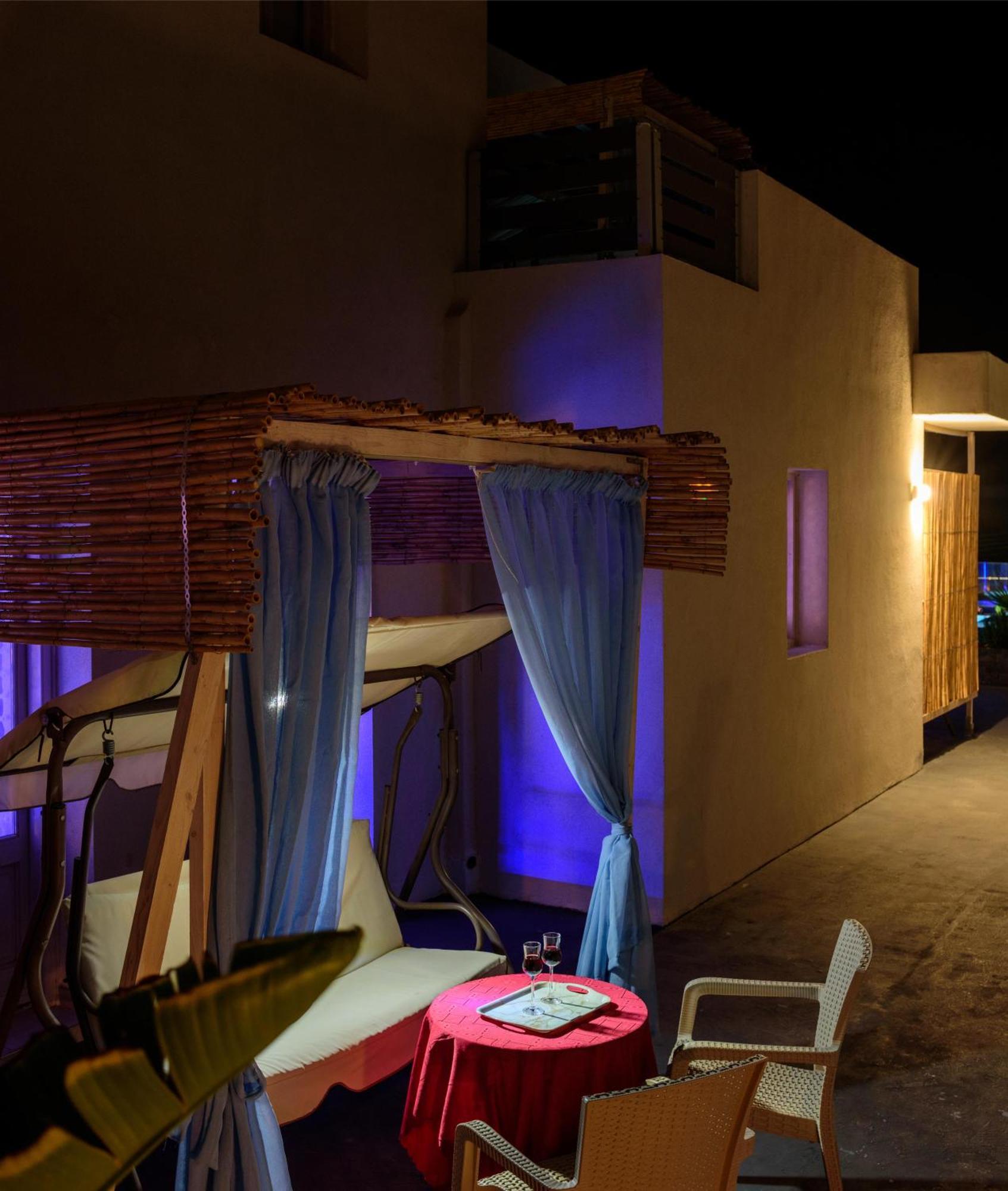 Nalu Suites Тира Экстерьер фото